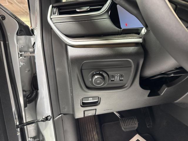 new 2025 Jeep Grand Cherokee car, priced at $47,485