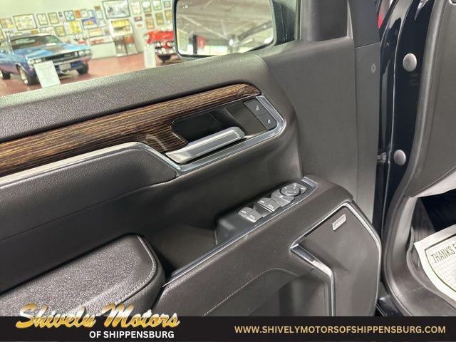 used 2023 GMC Sierra 1500 car, priced at $39,276