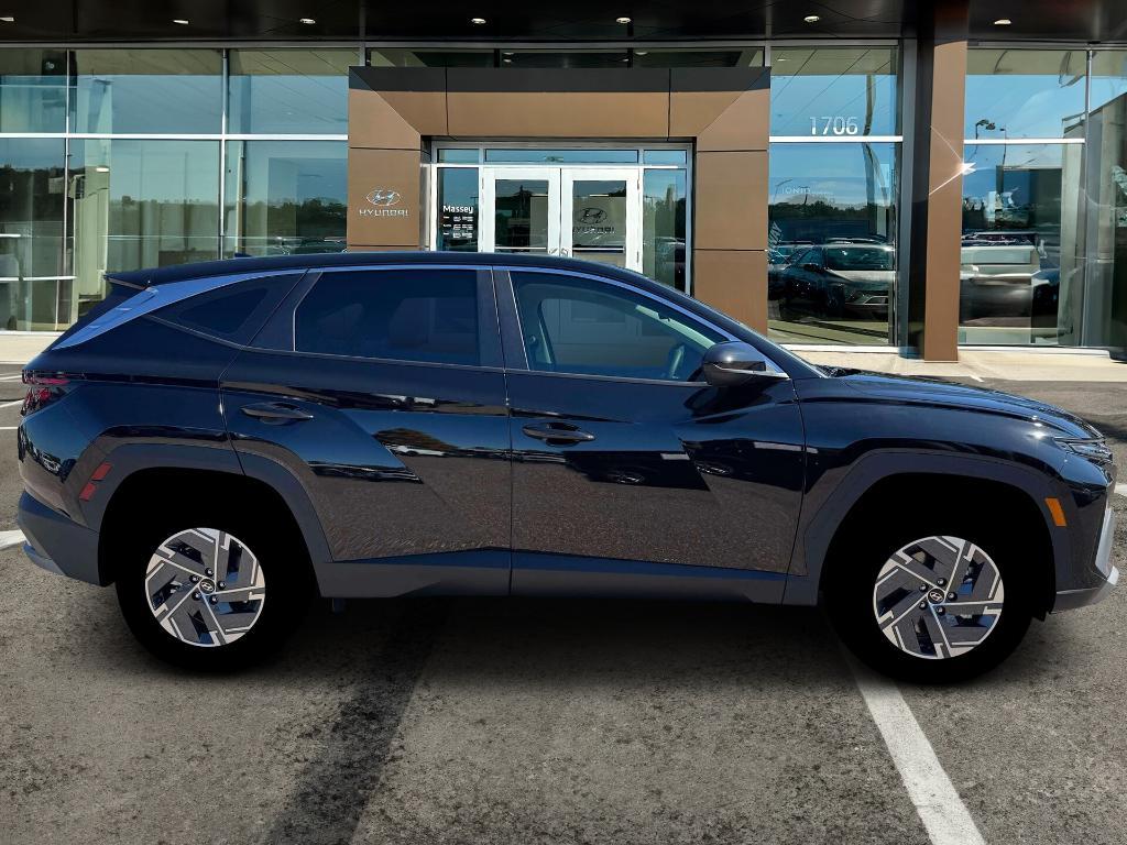 new 2026 Hyundai TUCSON Hybrid car, priced at $34,630