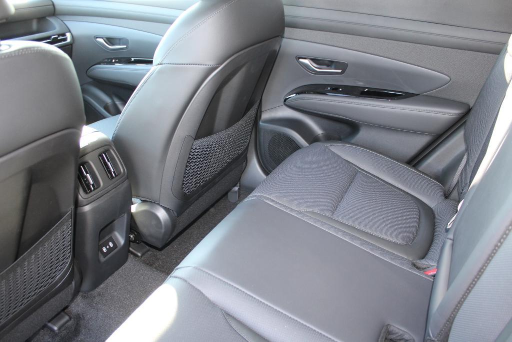 new 2026 Hyundai TUCSON Hybrid car, priced at $42,603