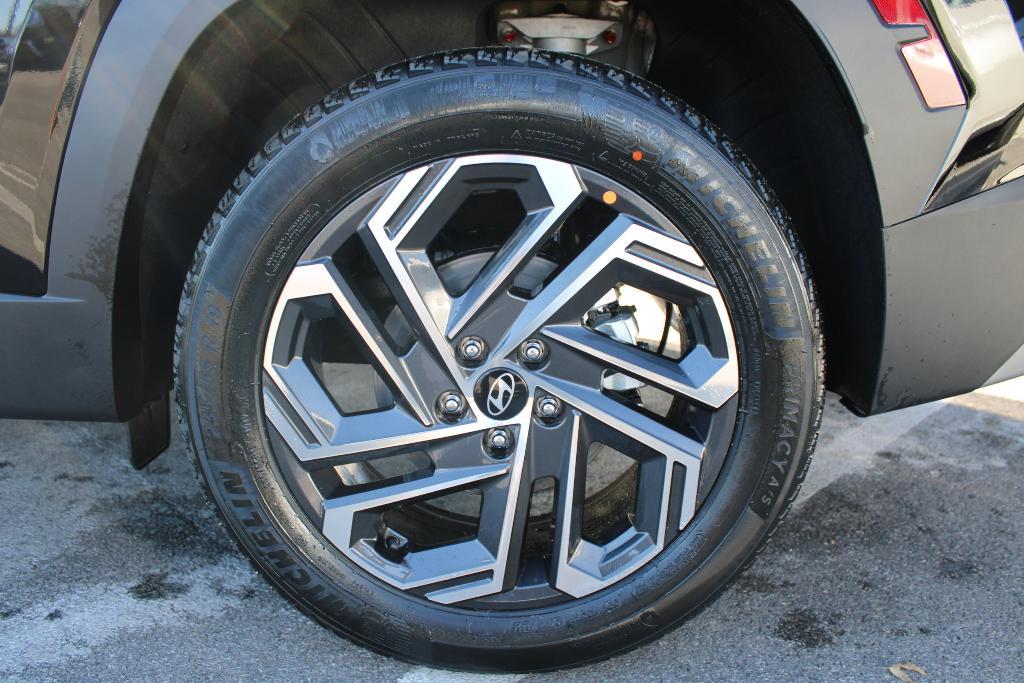 new 2026 Hyundai TUCSON Hybrid car, priced at $42,603