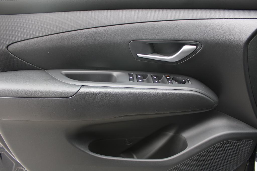 new 2026 Hyundai TUCSON Hybrid car, priced at $31,508