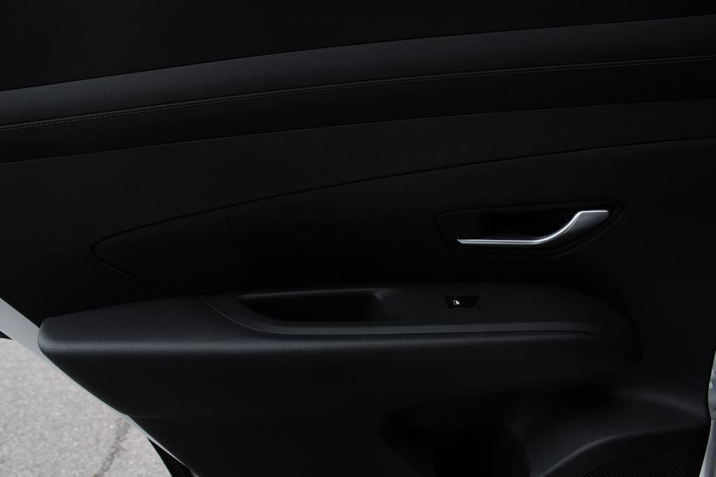 new 2026 Hyundai TUCSON Hybrid car, priced at $34,623