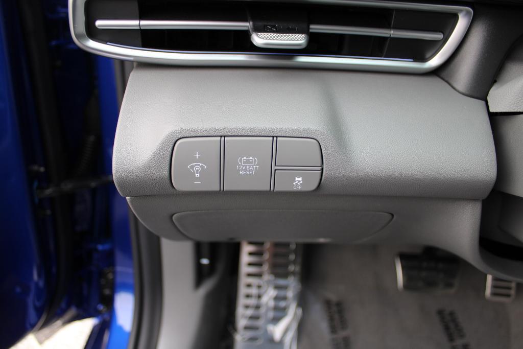 new 2026 Hyundai ELANTRA HEV car, priced at $28,557