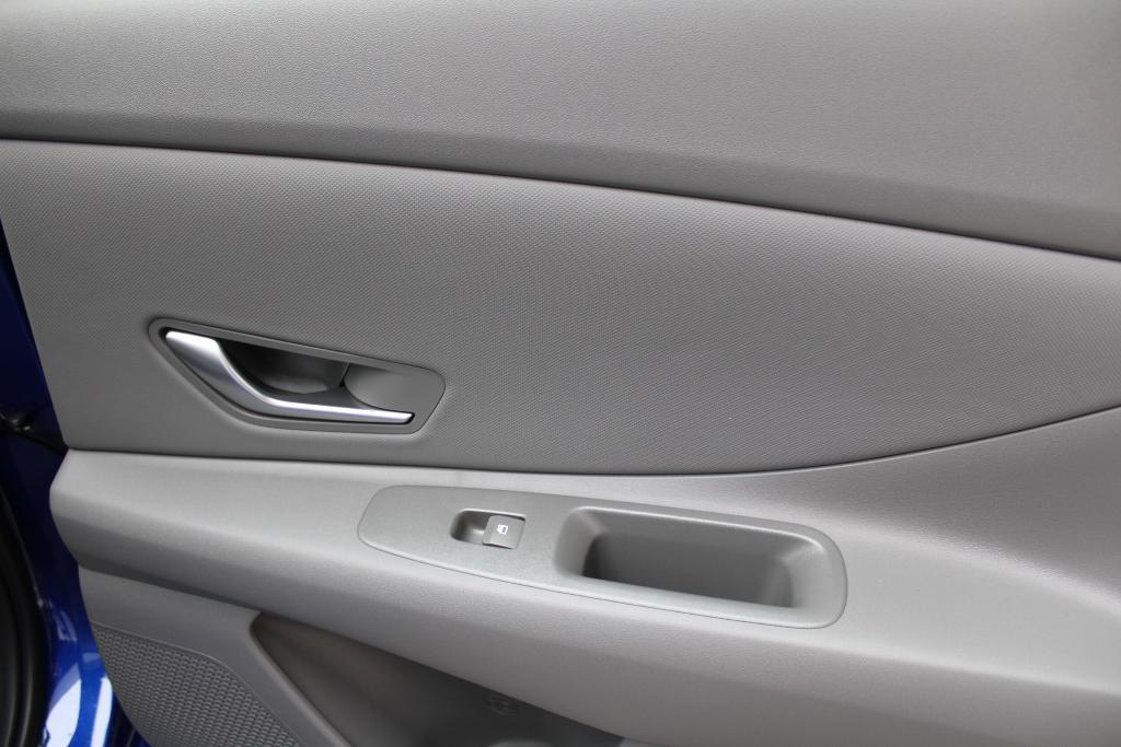 new 2026 Hyundai ELANTRA HEV car, priced at $28,557