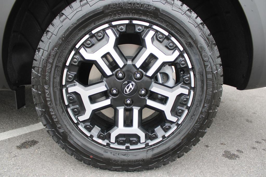 new 2025 Hyundai SANTA CRUZ car, priced at $40,039