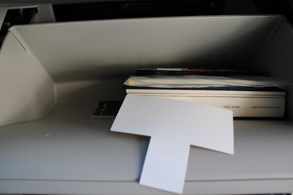 new 2026 Hyundai TUCSON Hybrid car, priced at $35,439