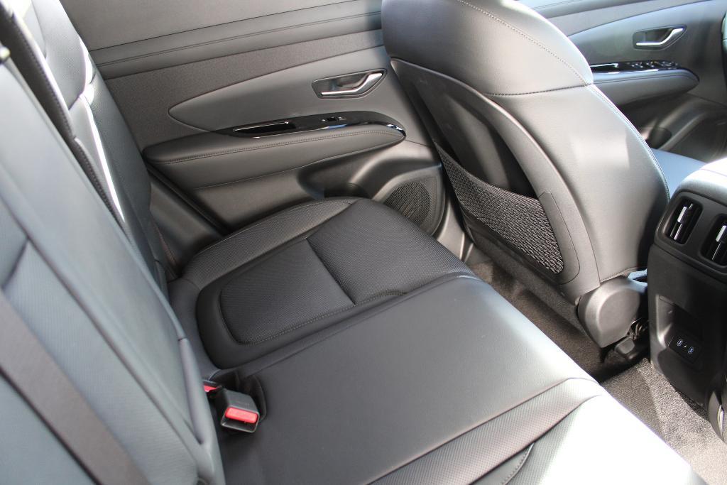 new 2026 Hyundai TUCSON Hybrid car, priced at $42,853