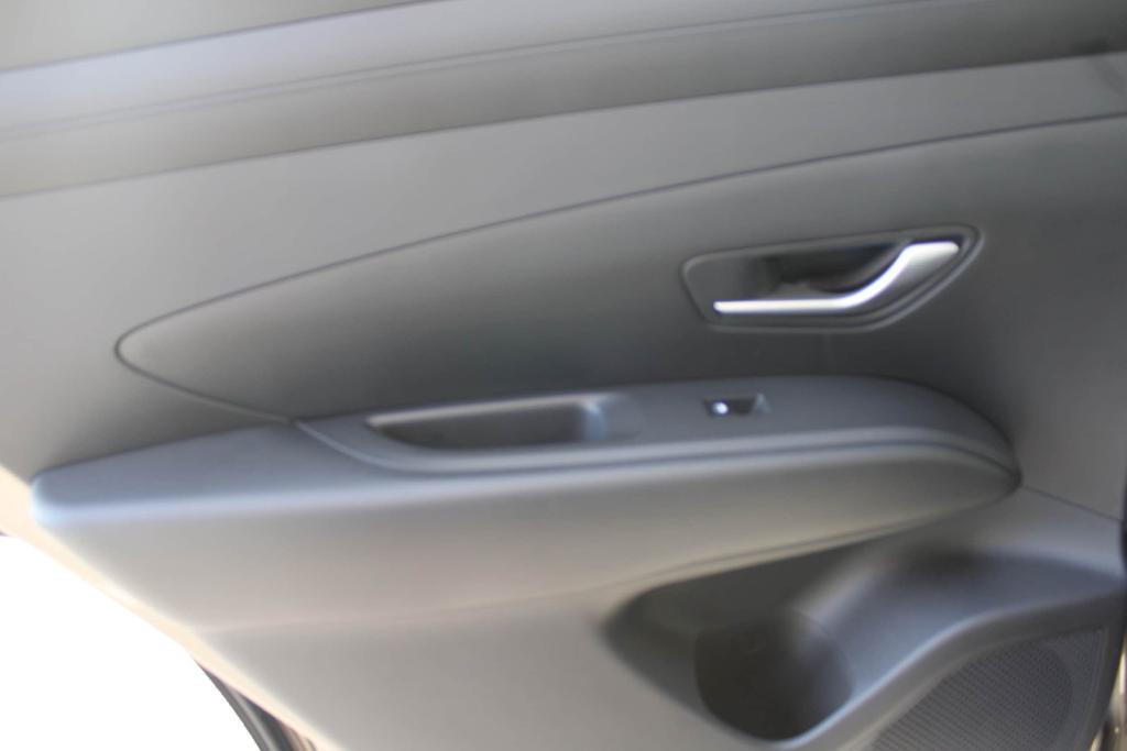 new 2026 Hyundai TUCSON Hybrid car, priced at $32,741