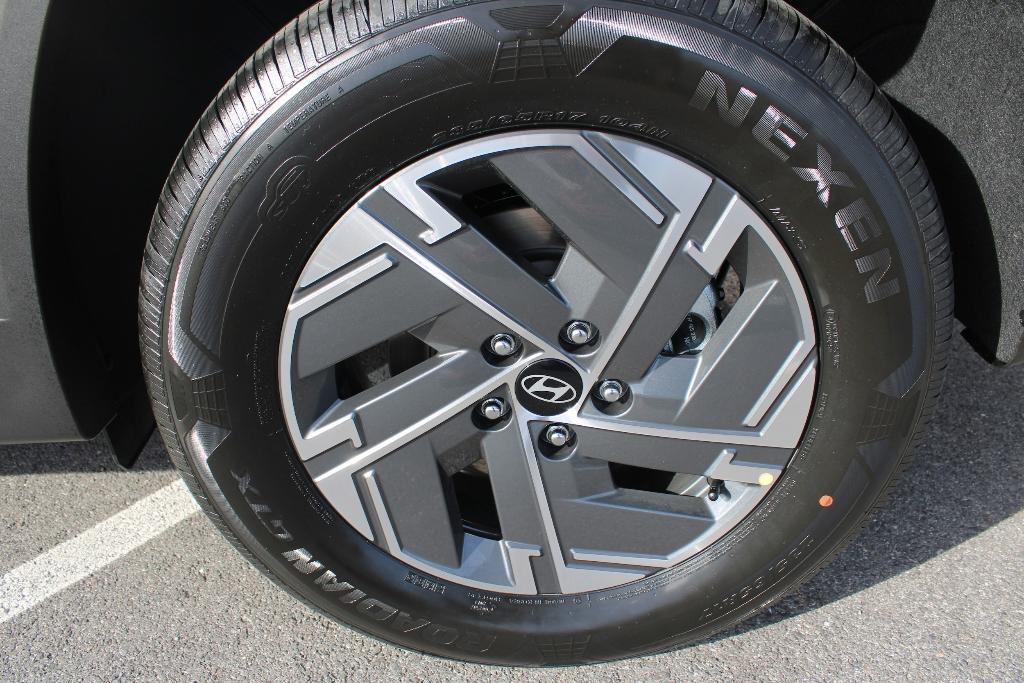 new 2026 Hyundai TUCSON Hybrid car, priced at $32,741