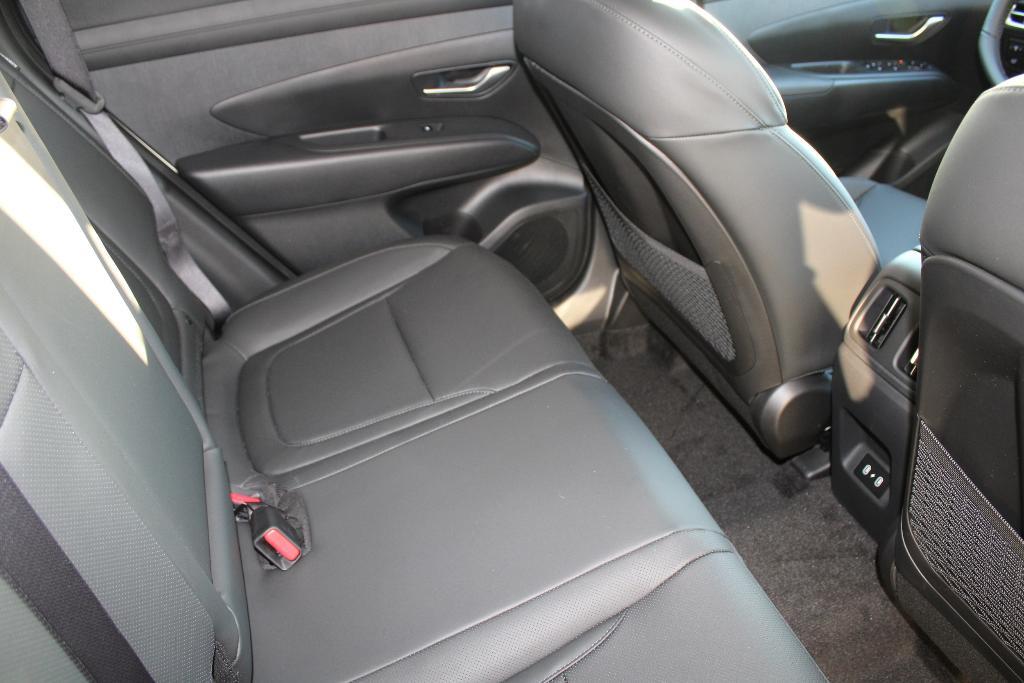 new 2026 Hyundai TUCSON Hybrid car, priced at $35,609