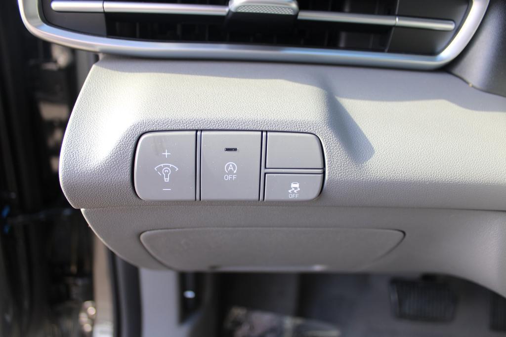 new 2026 Hyundai Elantra car, priced at $22,696