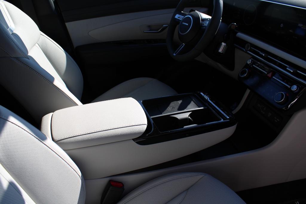 new 2026 Hyundai TUCSON Hybrid car, priced at $43,128