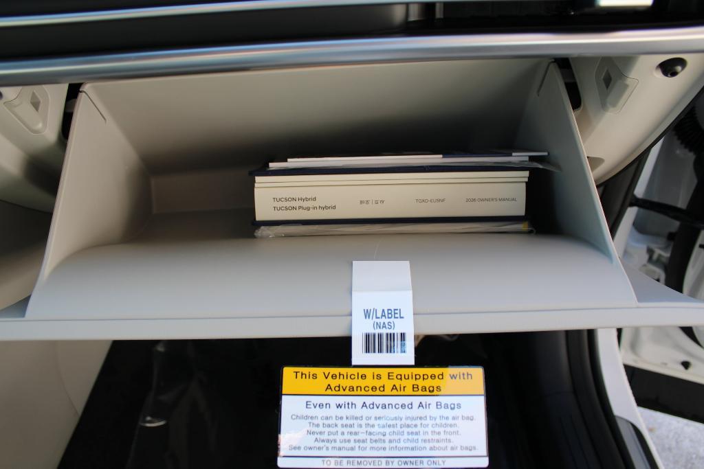 new 2026 Hyundai TUCSON Hybrid car, priced at $43,128