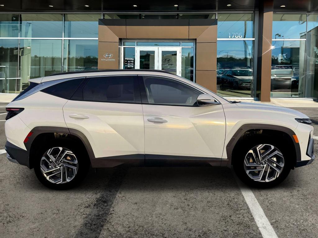new 2026 Hyundai TUCSON Hybrid car, priced at $45,115