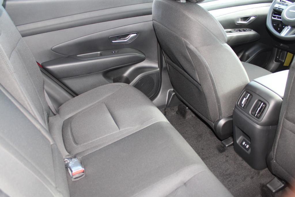 new 2026 Hyundai TUCSON Hybrid car, priced at $33,126