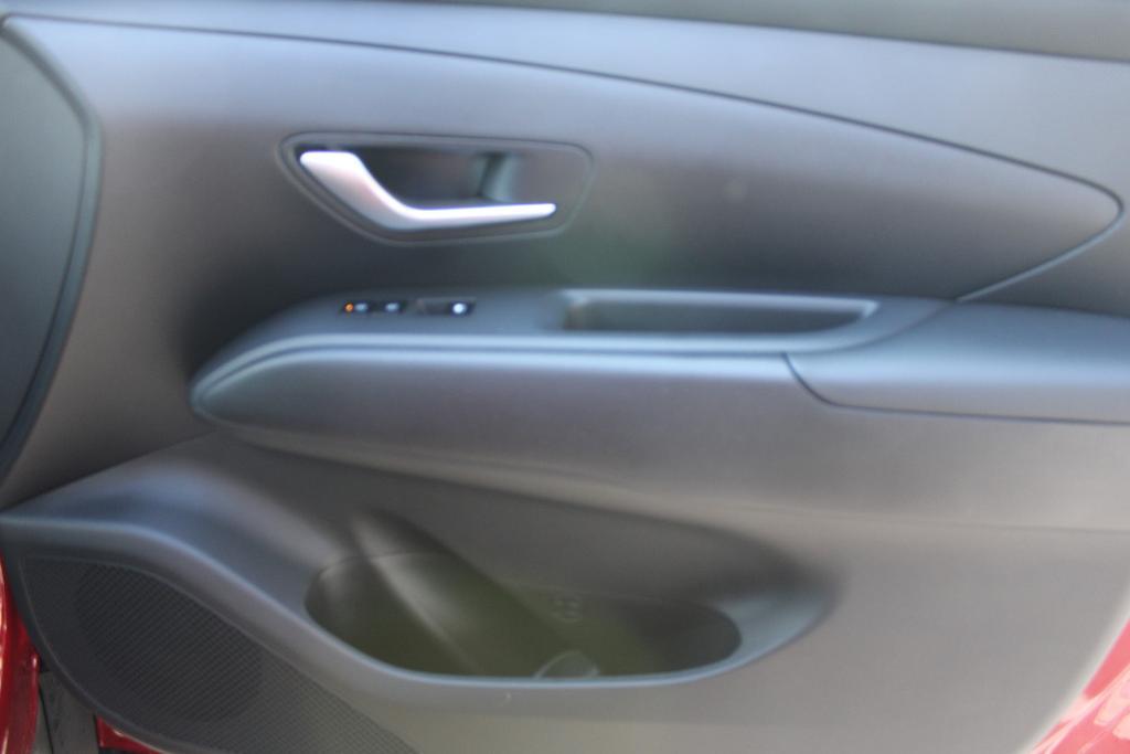 new 2026 Hyundai TUCSON Hybrid car, priced at $33,126