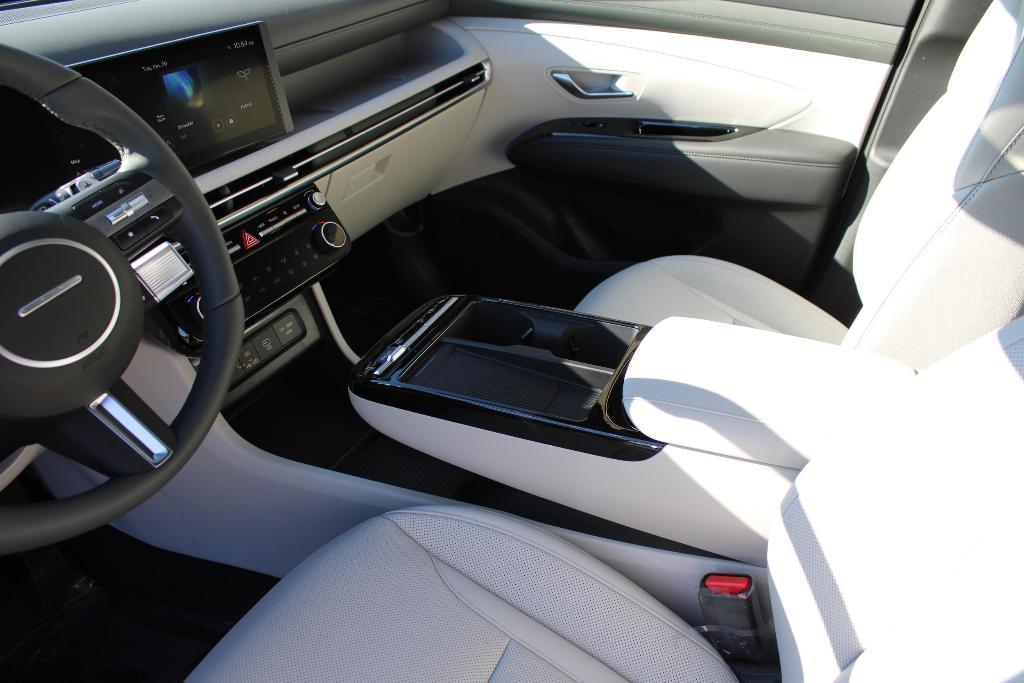 new 2026 Hyundai TUCSON Hybrid car, priced at $42,853