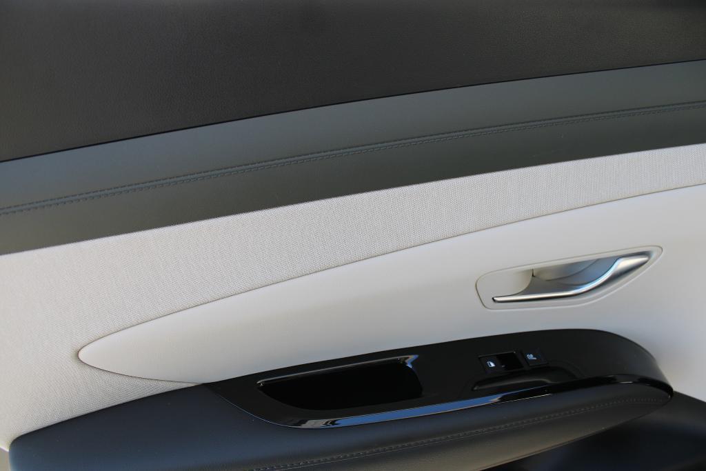 new 2026 Hyundai TUCSON Hybrid car, priced at $42,853