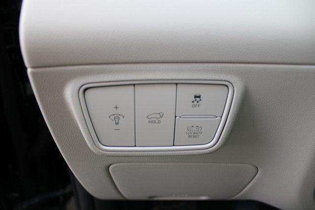 used 2024 Hyundai TUCSON Hybrid car, priced at $32,988