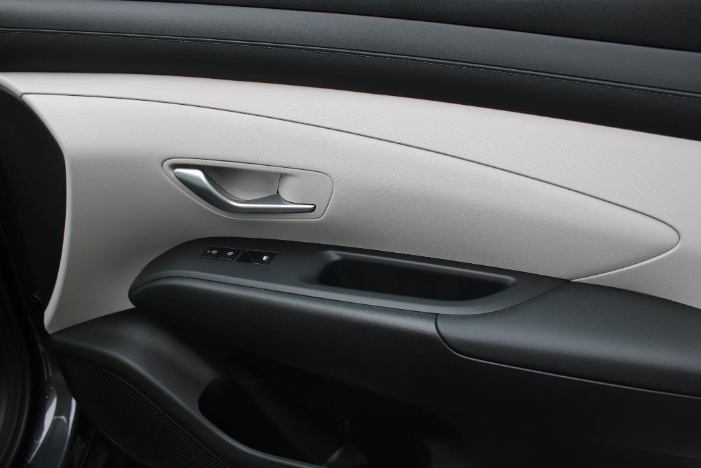 new 2026 Hyundai TUCSON Hybrid car, priced at $34,168