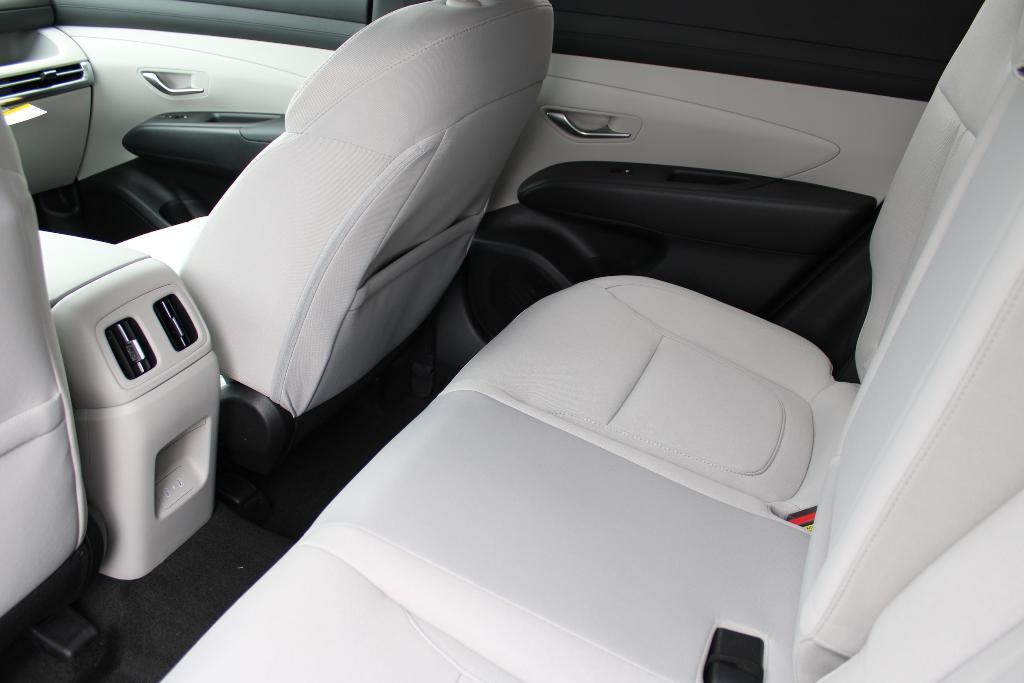 new 2026 Hyundai TUCSON Hybrid car, priced at $34,168