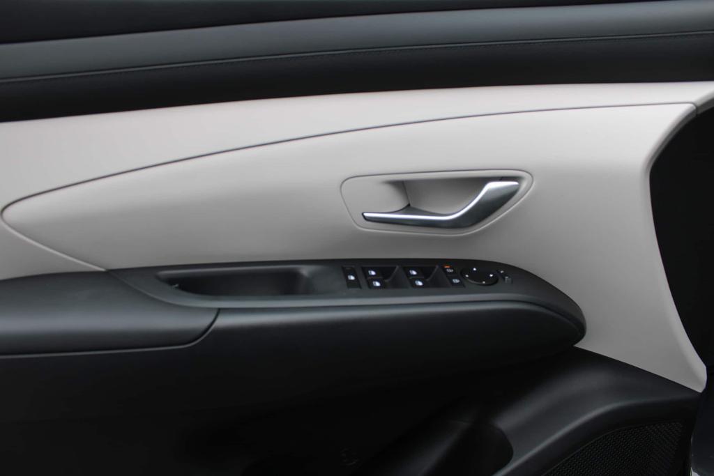 new 2026 Hyundai TUCSON Hybrid car, priced at $34,168