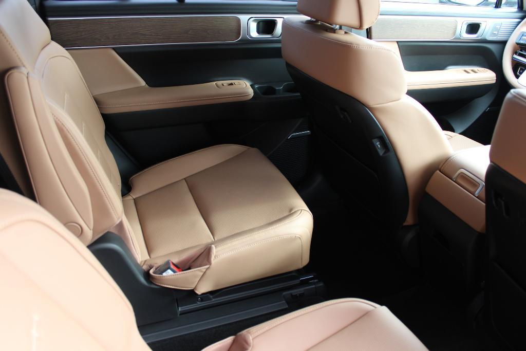 new 2026 Hyundai SANTA FE HEV car, priced at $52,590