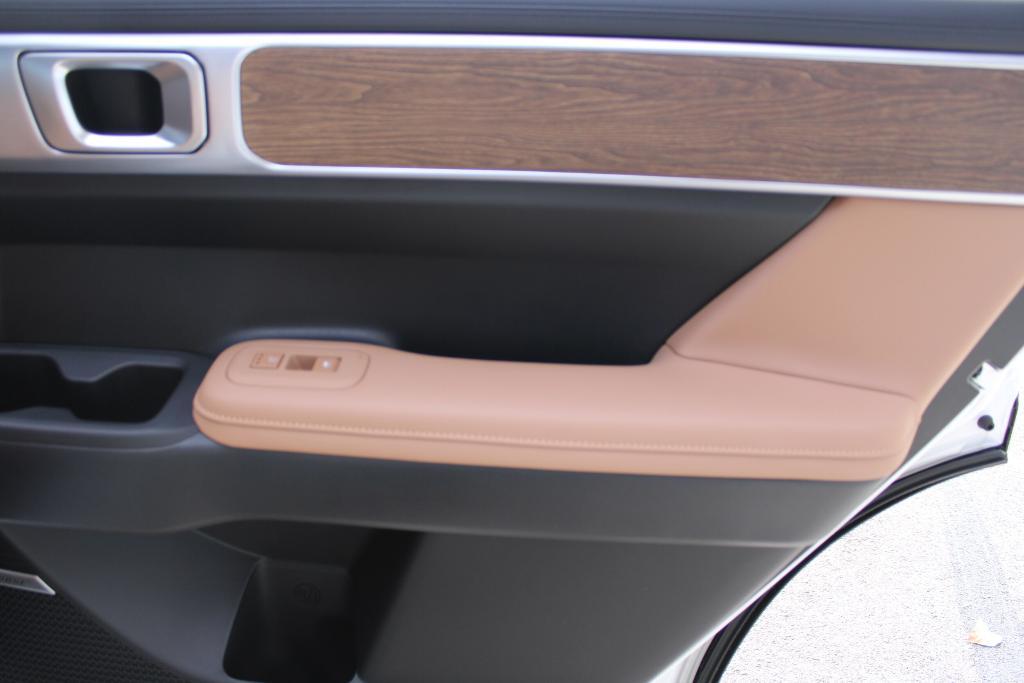 new 2026 Hyundai SANTA FE HEV car, priced at $52,590