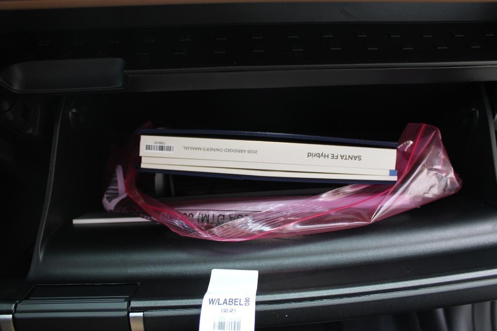 new 2026 Hyundai SANTA FE HEV car, priced at $52,590