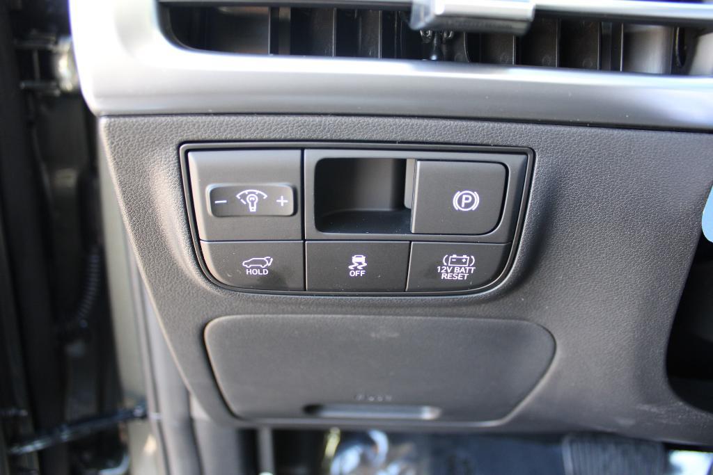 new 2026 Hyundai TUCSON Hybrid car, priced at $34,168