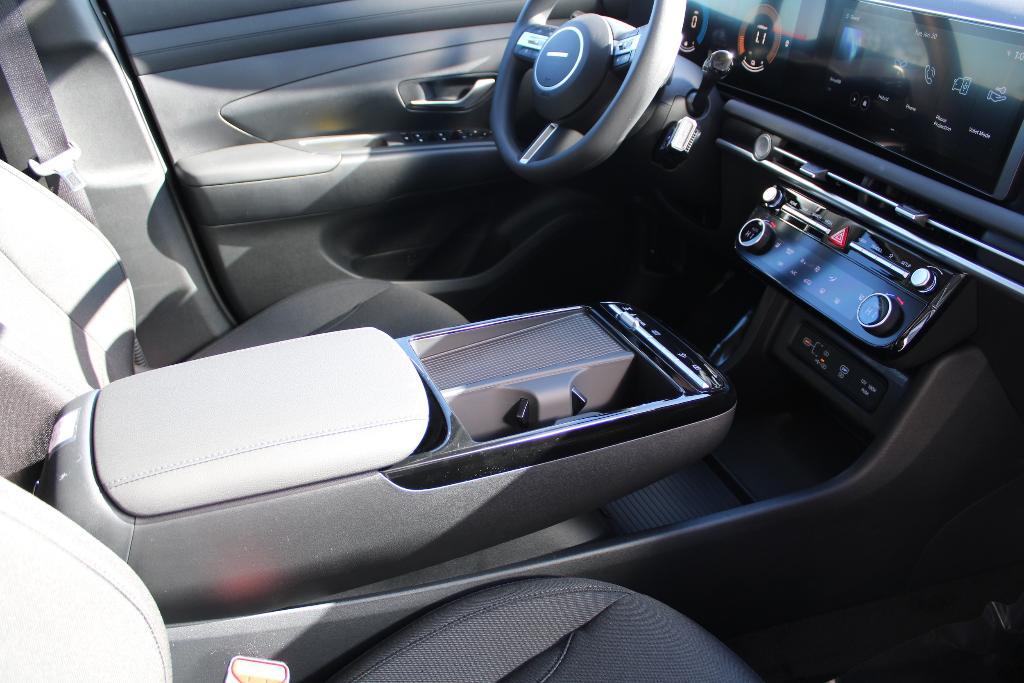 new 2026 Hyundai TUCSON Hybrid car, priced at $34,168