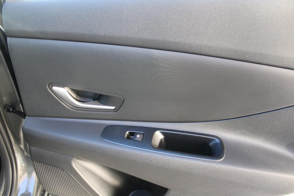 new 2026 Hyundai ELANTRA HEV car, priced at $26,637