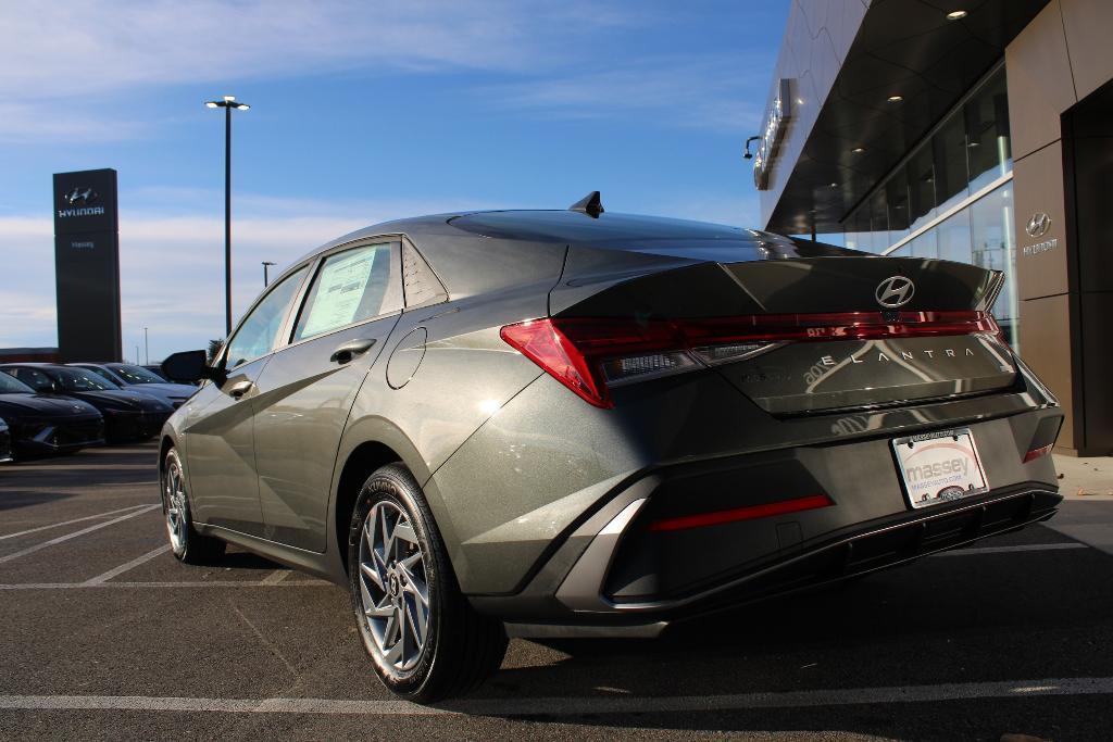 new 2026 Hyundai ELANTRA HEV car, priced at $26,637