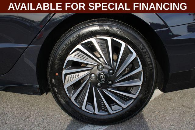 used 2025 Hyundai Sonata Hybrid car, priced at $26,641