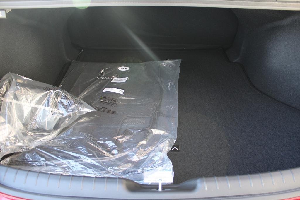 new 2026 Hyundai ELANTRA HEV car, priced at $29,072