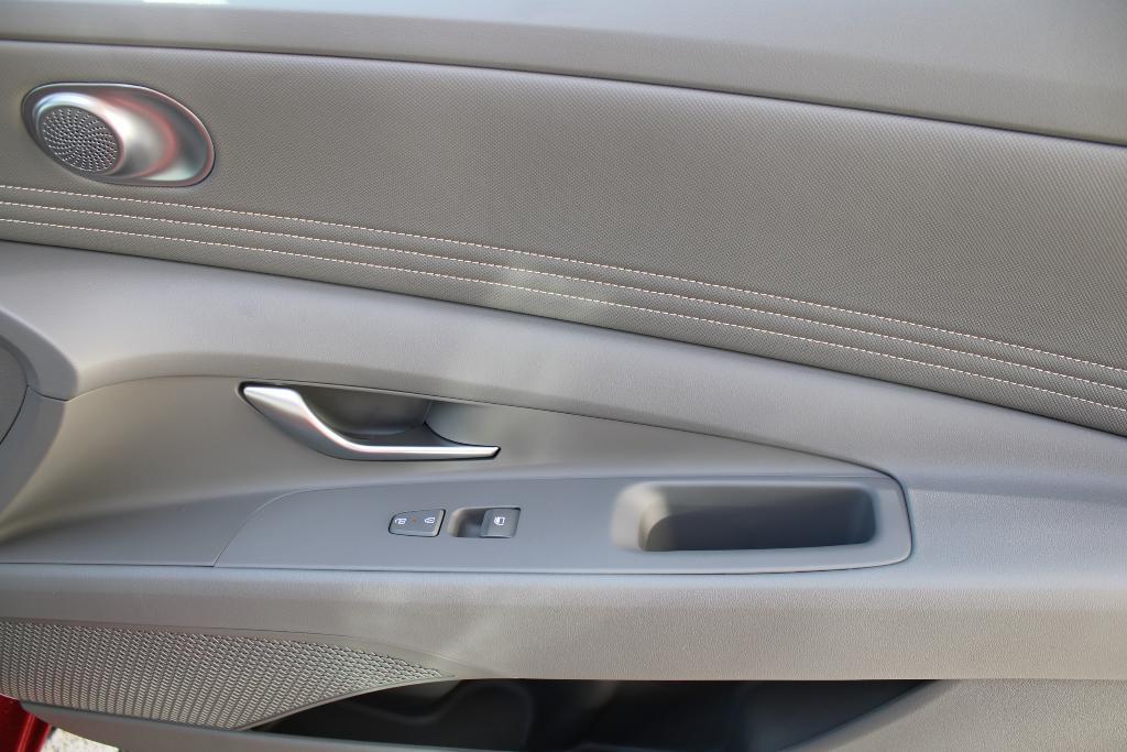 new 2026 Hyundai ELANTRA HEV car, priced at $29,072