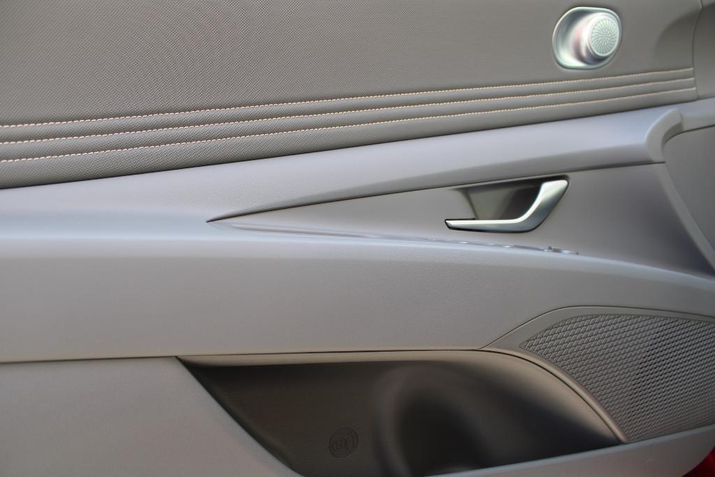 new 2026 Hyundai ELANTRA HEV car, priced at $29,072