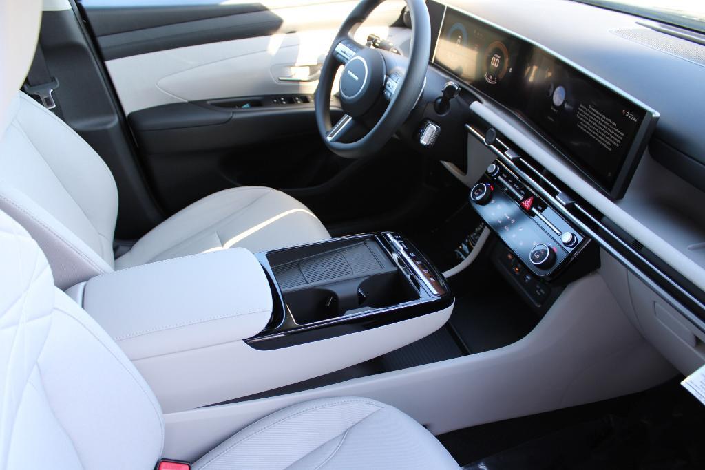 new 2025 Hyundai TUCSON Plug-In Hybrid car, priced at $39,376