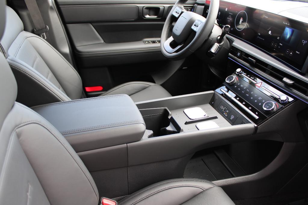 new 2026 Hyundai SANTA FE HEV car, priced at $53,495