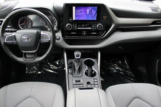 used 2023 Toyota Highlander car, priced at $29,147