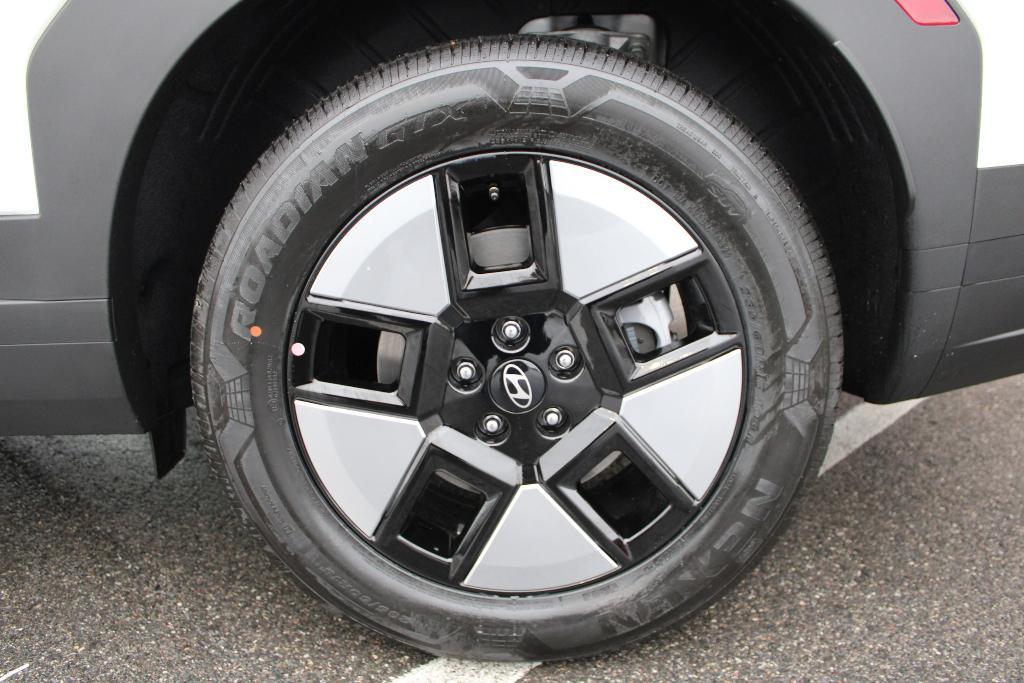 new 2026 Hyundai SANTA FE HEV car, priced at $40,647