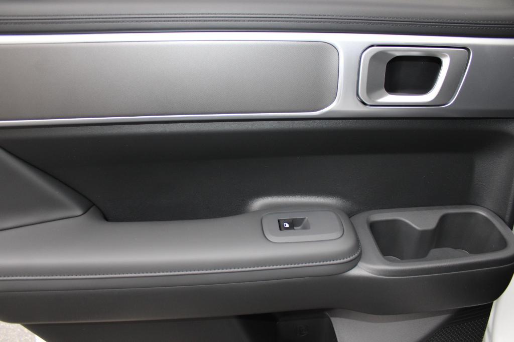 new 2026 Hyundai SANTA FE HEV car, priced at $40,647