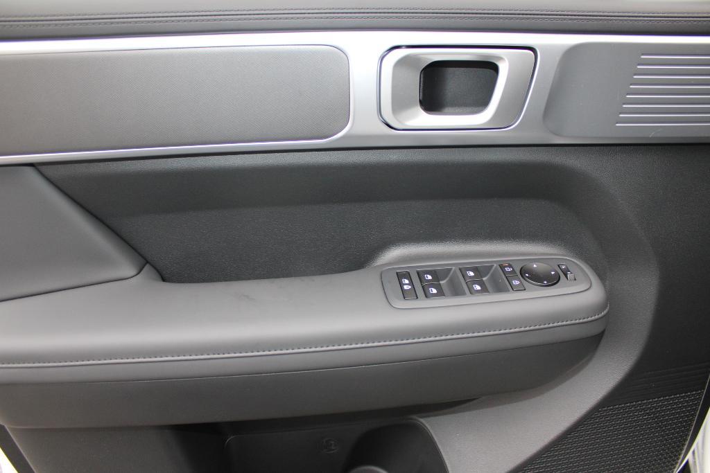 new 2026 Hyundai SANTA FE HEV car, priced at $40,647