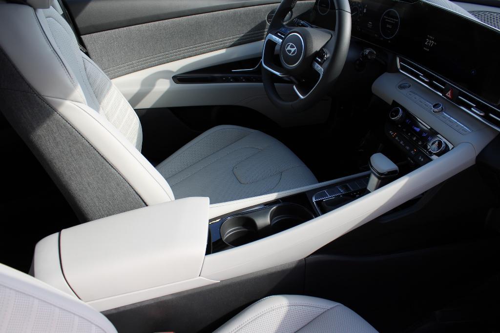 new 2026 Hyundai ELANTRA HEV car, priced at $31,427