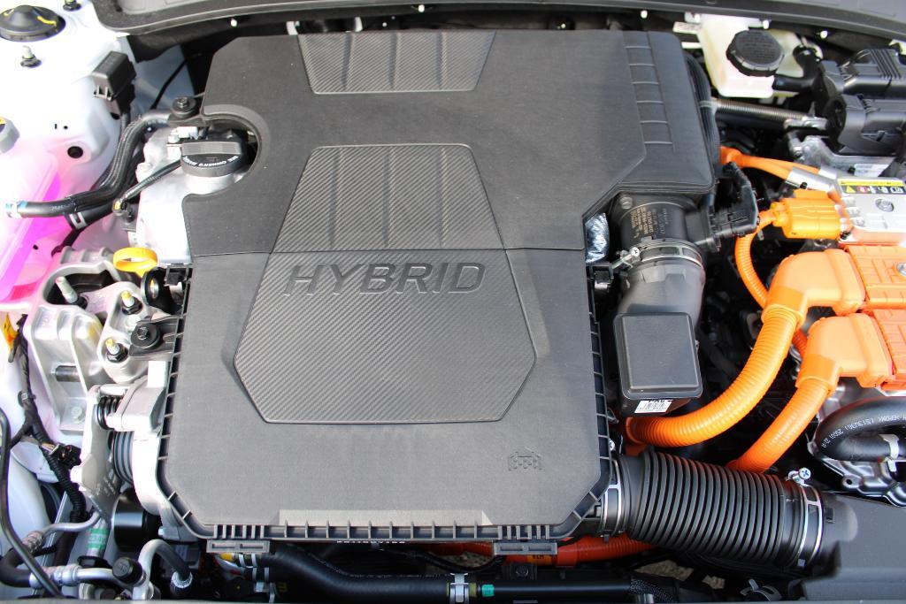 new 2026 Hyundai ELANTRA HEV car, priced at $31,427