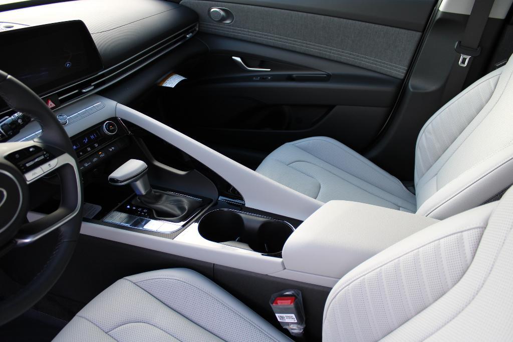 new 2026 Hyundai ELANTRA HEV car, priced at $31,427