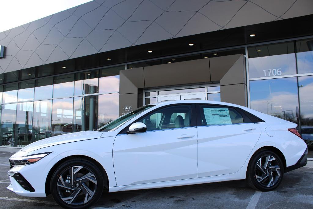 new 2026 Hyundai ELANTRA HEV car, priced at $31,427