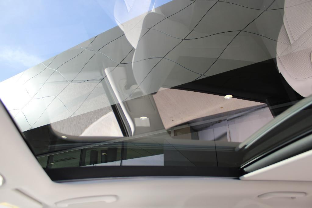 new 2026 Hyundai TUCSON Hybrid car, priced at $42,853