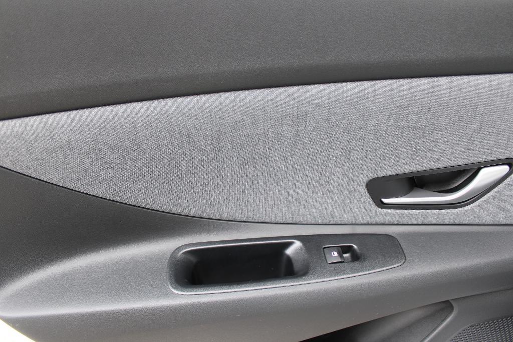 new 2026 Hyundai ELANTRA HEV car, priced at $30,927